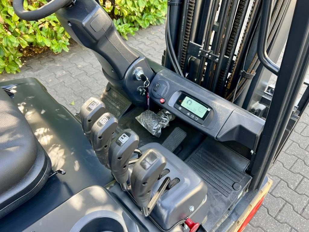 Frontstapler des Typs Bobcat B20 T-7 Plus, Neumaschine in Nijkerkerveen (Bild 8)