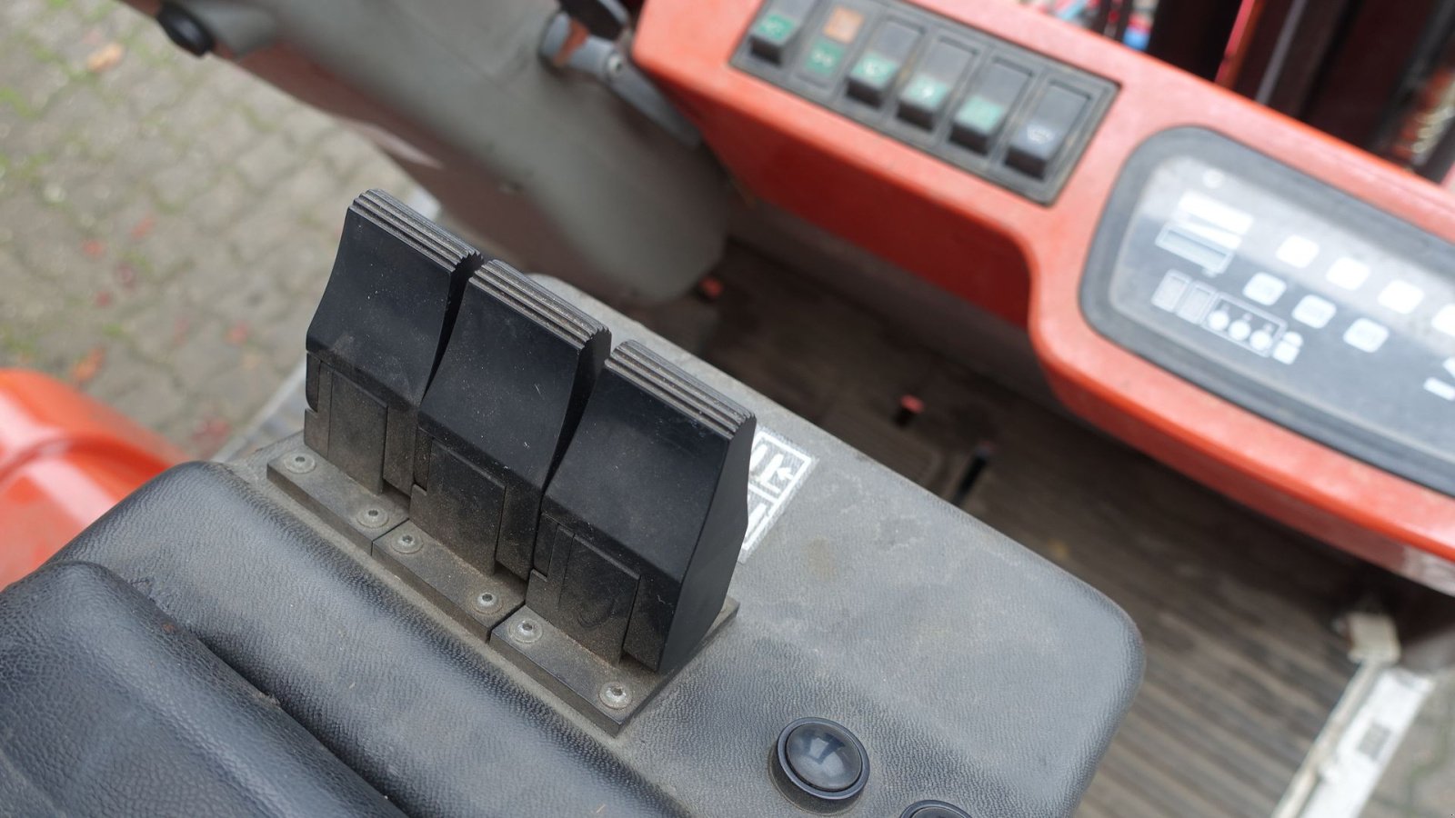 Frontstapler des Typs BT CBE 16 F // 1600 kg el, Gebrauchtmaschine in Skive (Bild 9)