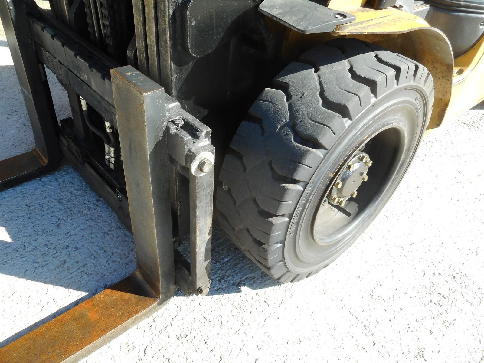 Frontstapler del tipo CAT DP30N Triplex 5,97 Meter + SS + LS + Halbkab., Gebrauchtmaschine In St. Nikolai ob Draßling (Immagine 13)