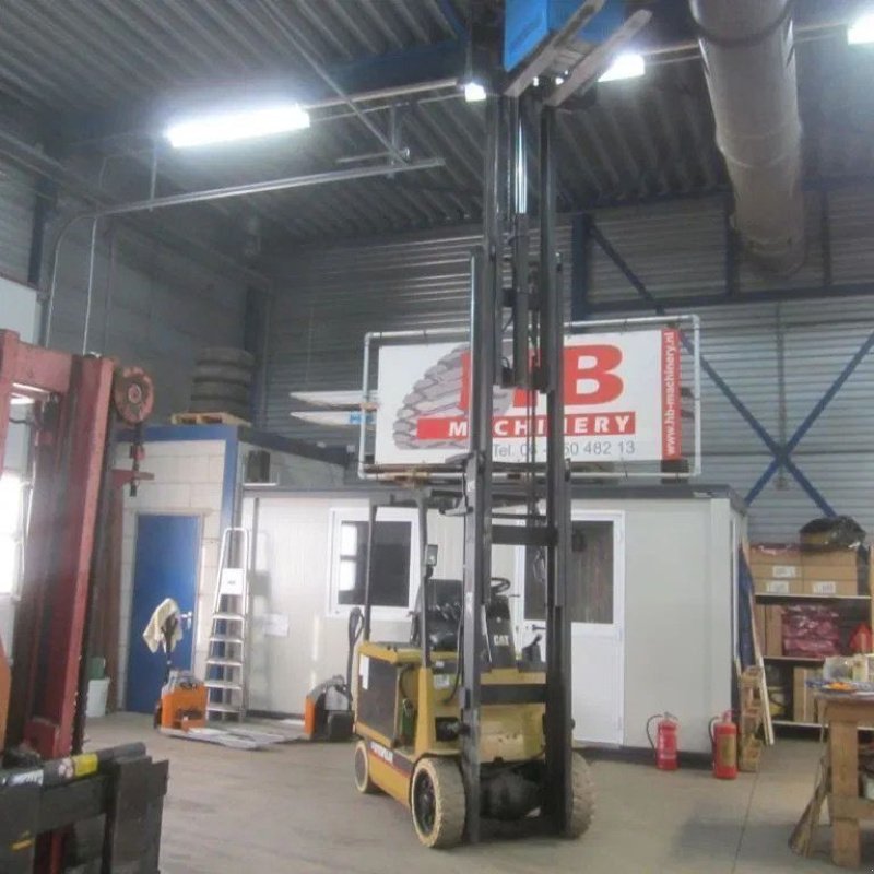 Frontstapler of the type Caterpillar 2500 kg., heft. elekt., triplo, side shift, containermast., Gebrauchtmaschine in Tubbergen (Picture 11)