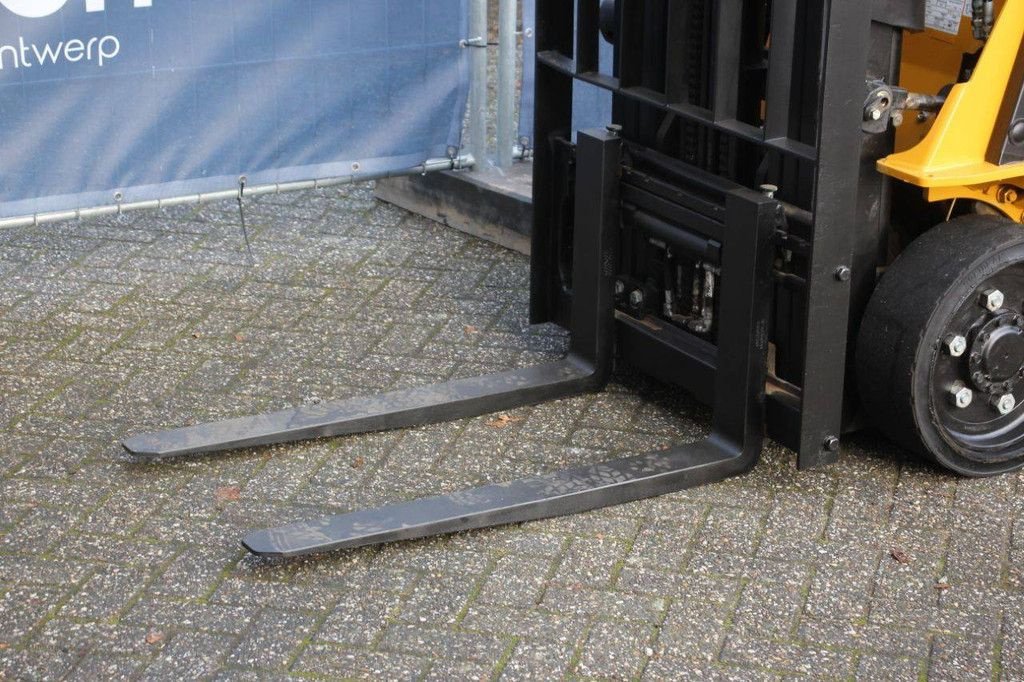 Frontstapler от тип Caterpillar 2C5000, Gebrauchtmaschine в Antwerpen (Снимка 10)