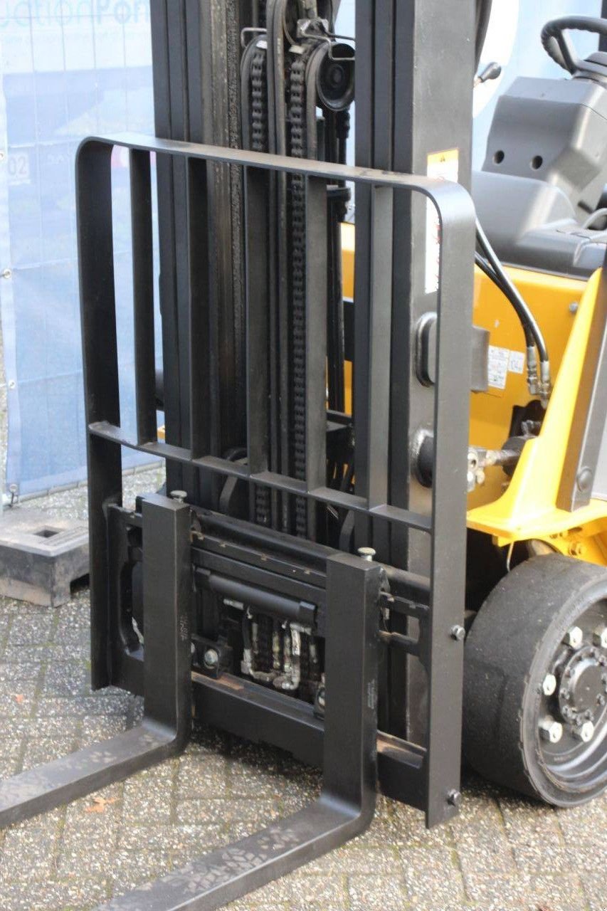 Frontstapler от тип Caterpillar 2C5000, Gebrauchtmaschine в Antwerpen (Снимка 11)