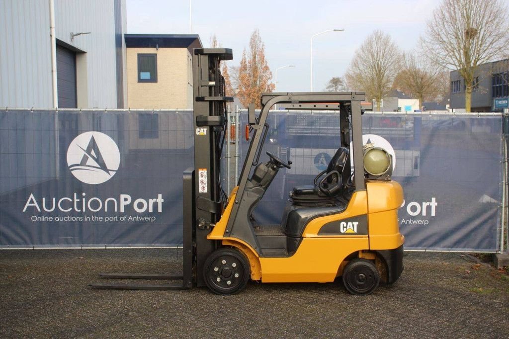 Frontstapler от тип Caterpillar 2C5000, Gebrauchtmaschine в Antwerpen (Снимка 2)