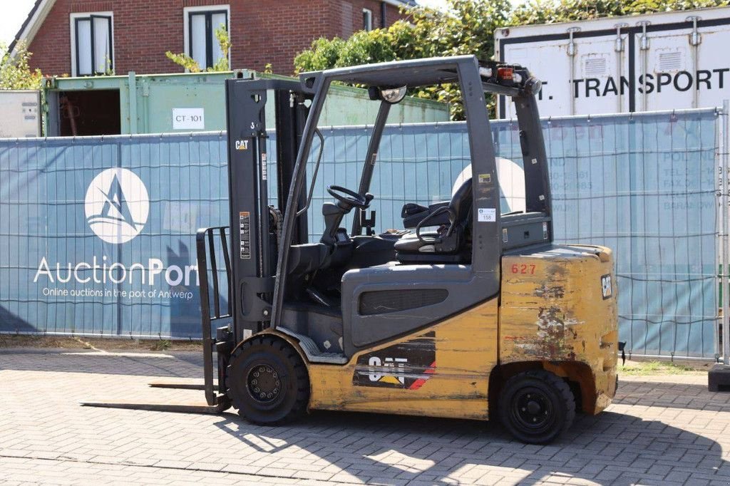 Frontstapler Türe ait Caterpillar 2EP5000, Gebrauchtmaschine içinde Antwerpen (resim 3)