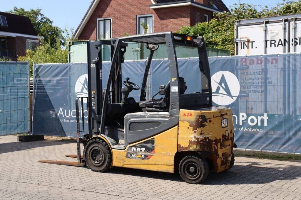 Frontstapler of the type Caterpillar 2EP5000, Gebrauchtmaschine in Antwerpen (Picture 4)