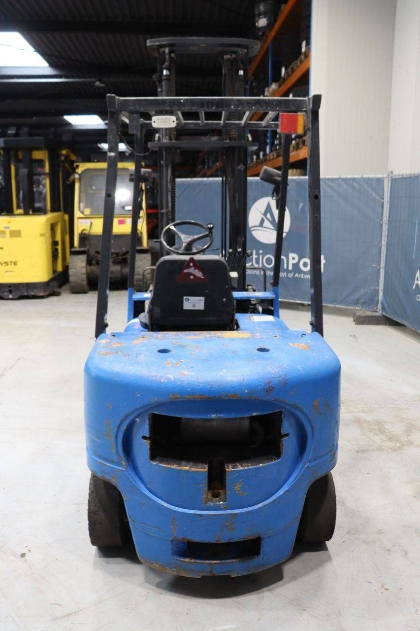 Frontstapler του τύπου Caterpillar DP25K, Gebrauchtmaschine σε Antwerpen (Φωτογραφία 5)