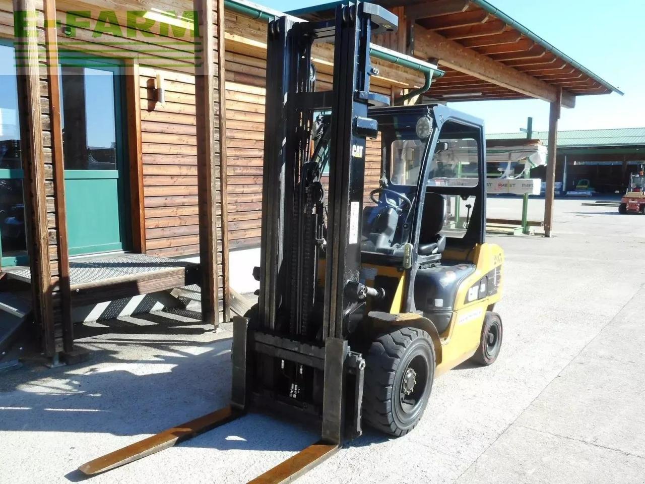 Frontstapler of the type Caterpillar dp30n triplex 5,97 meter + ss + ls + halbkab., Gebrauchtmaschine in ST. NIKOLAI/DR. (Picture 2)