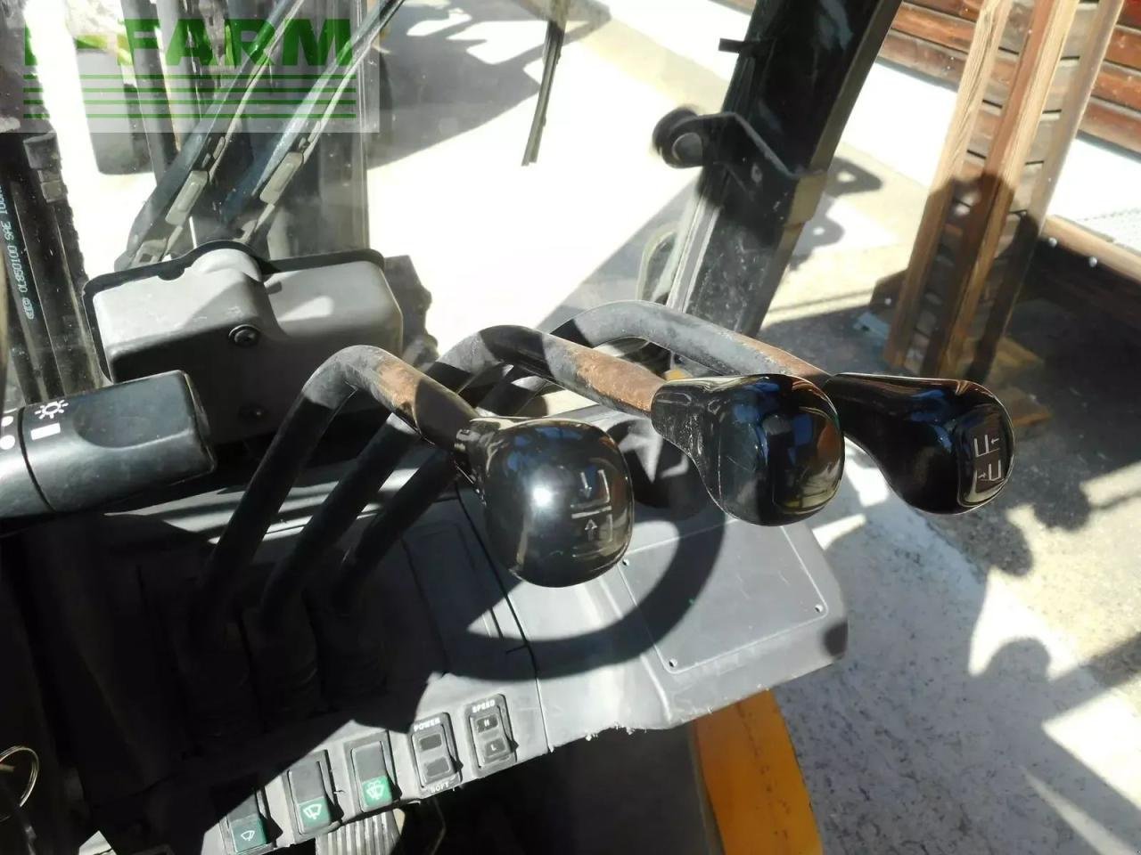 Frontstapler of the type Caterpillar dp30n triplex 5,97 meter + ss + ls + halbkab., Gebrauchtmaschine in ST. NIKOLAI/DR. (Picture 10)