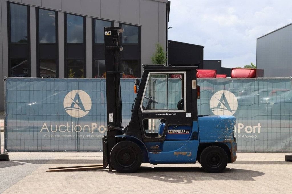 Frontstapler typu Caterpillar DP35K, Gebrauchtmaschine v Antwerpen (Obrázek 2)
