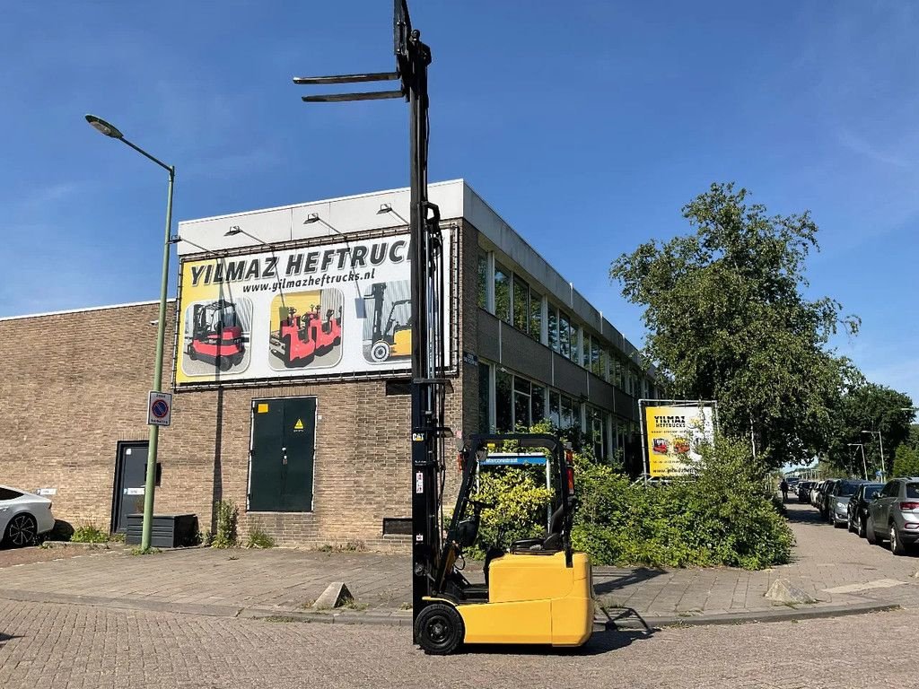 Frontstapler des Typs Caterpillar EP15KRT 1500KG 6.00METER HEFTRUCK, Gebrauchtmaschine in Vlaardingen (Bild 11)