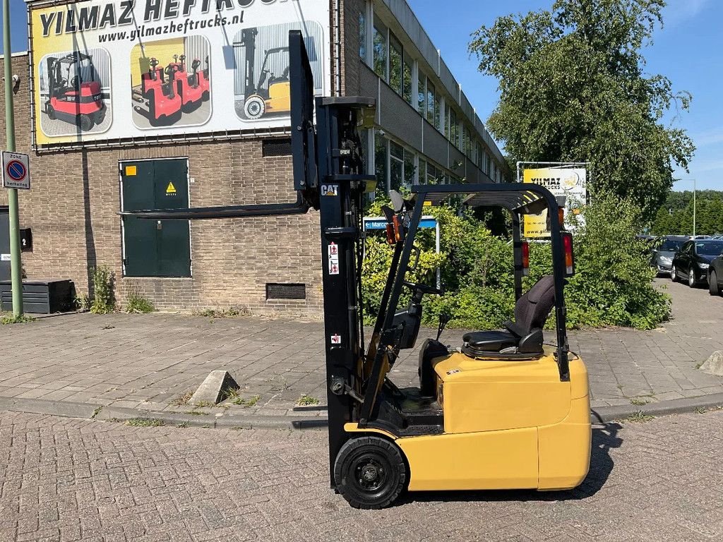 Frontstapler des Typs Caterpillar EP15KRT 1500KG 6.00METER HEFTRUCK, Gebrauchtmaschine in Vlaardingen (Bild 9)