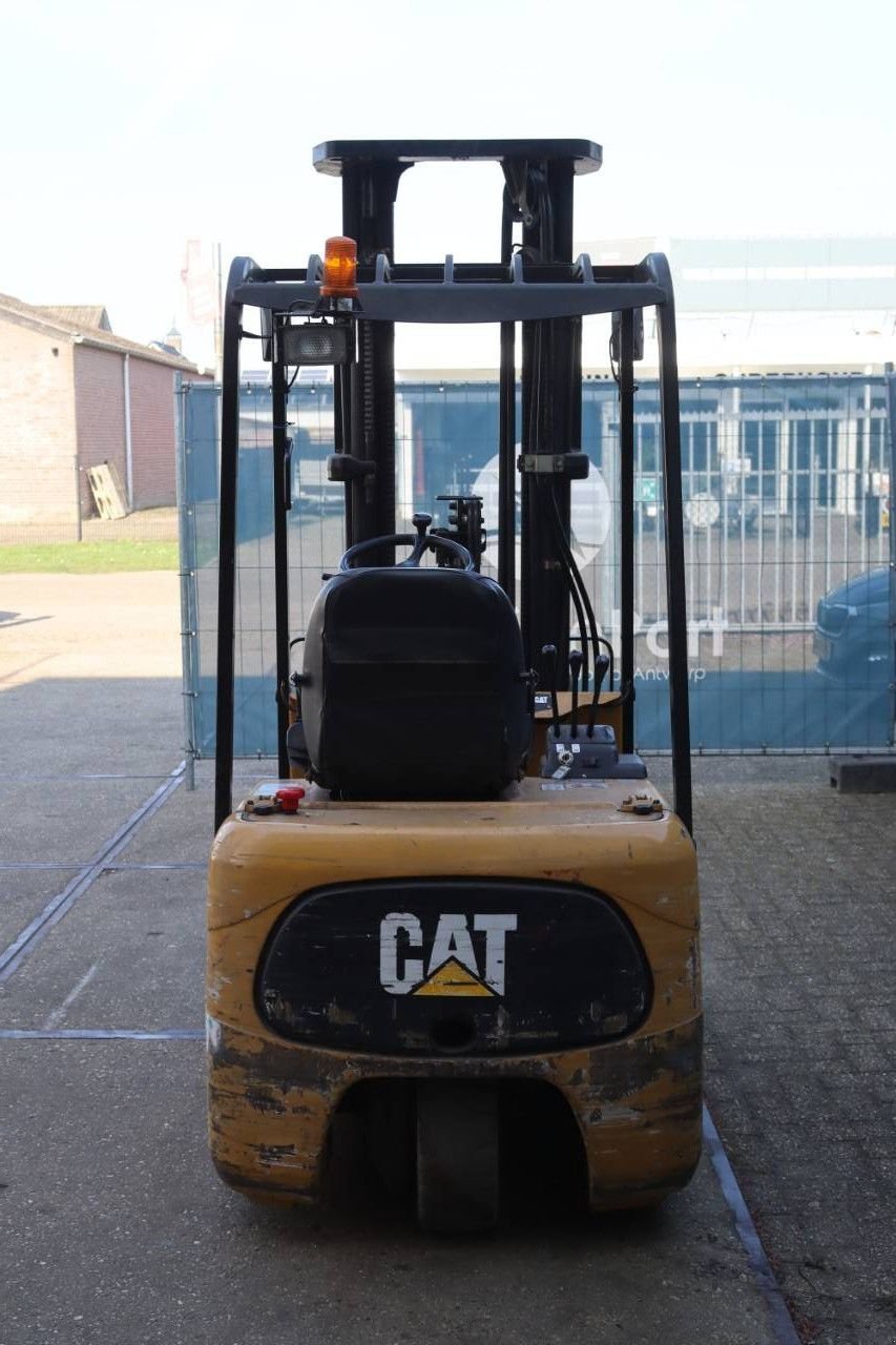 Frontstapler типа Caterpillar EP15KRT, Gebrauchtmaschine в Antwerpen (Фотография 5)