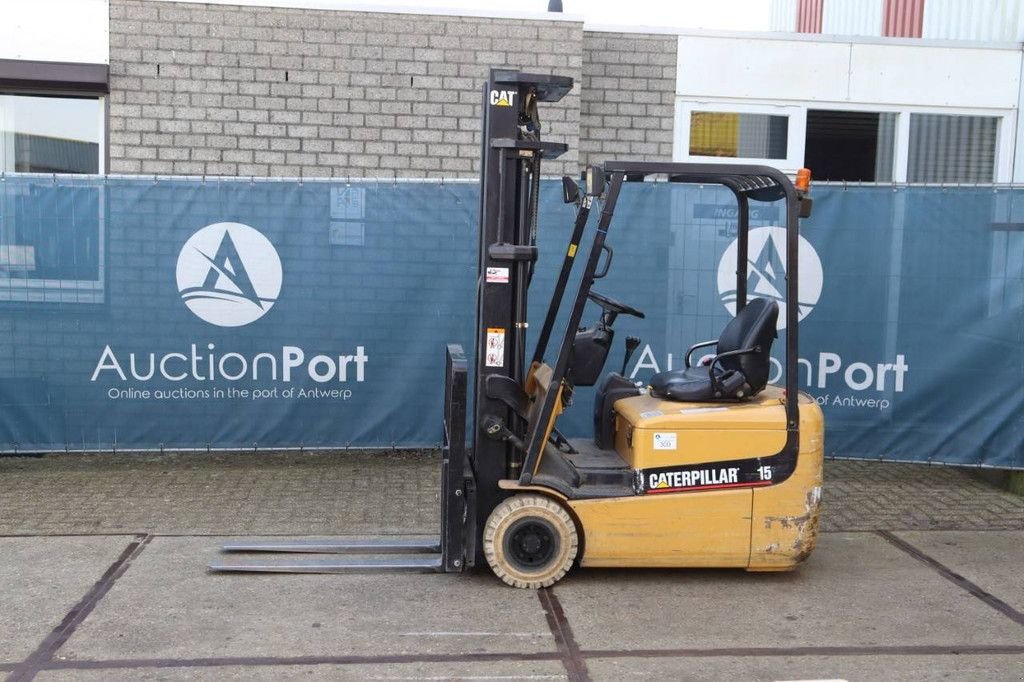 Frontstapler типа Caterpillar EP15KRT, Gebrauchtmaschine в Antwerpen (Фотография 1)