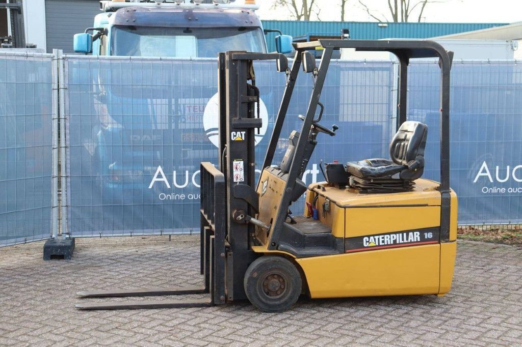 Frontstapler типа Caterpillar EP16KT, Gebrauchtmaschine в Antwerpen (Фотография 1)