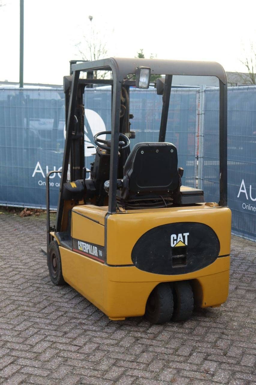 Frontstapler типа Caterpillar EP16KT, Gebrauchtmaschine в Antwerpen (Фотография 4)