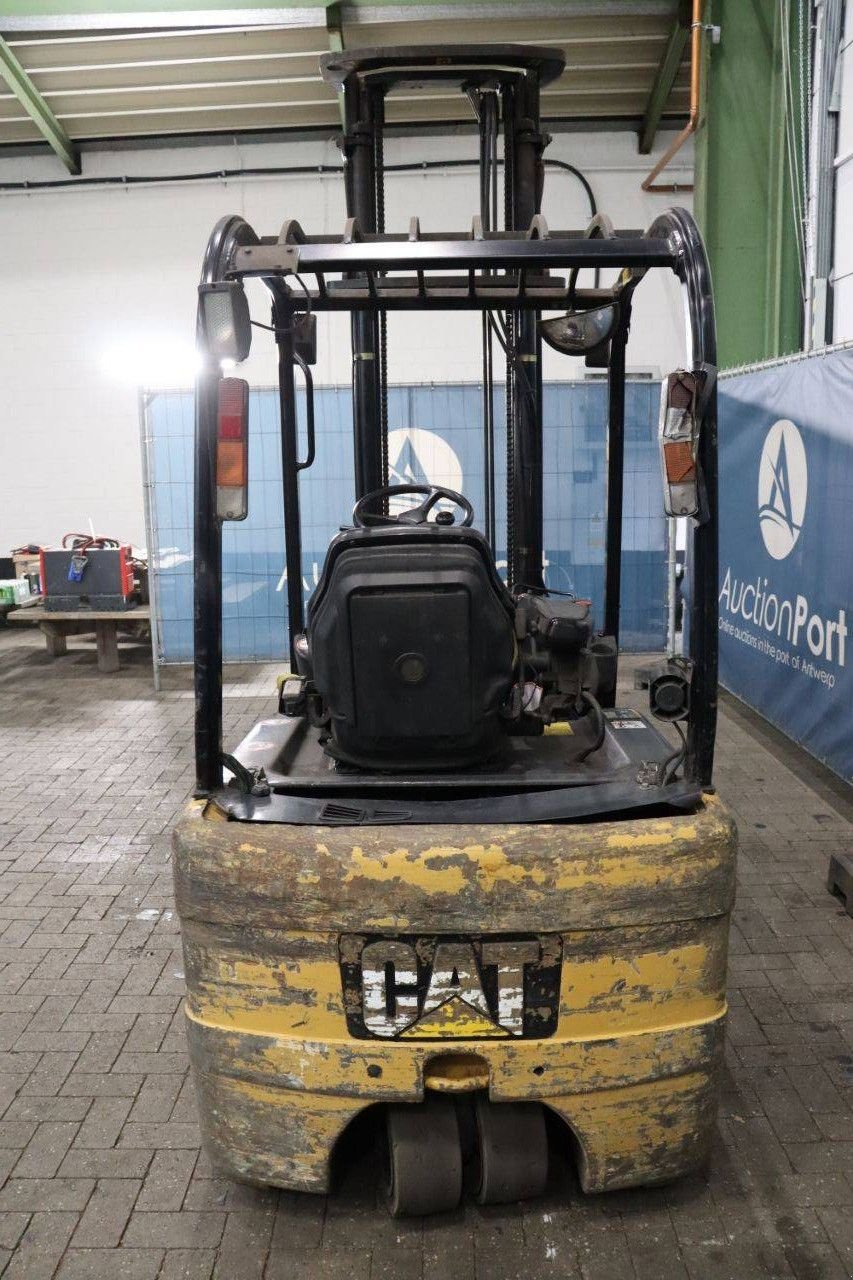 Frontstapler типа Caterpillar EP18NT-48E, Gebrauchtmaschine в Antwerpen (Фотография 5)