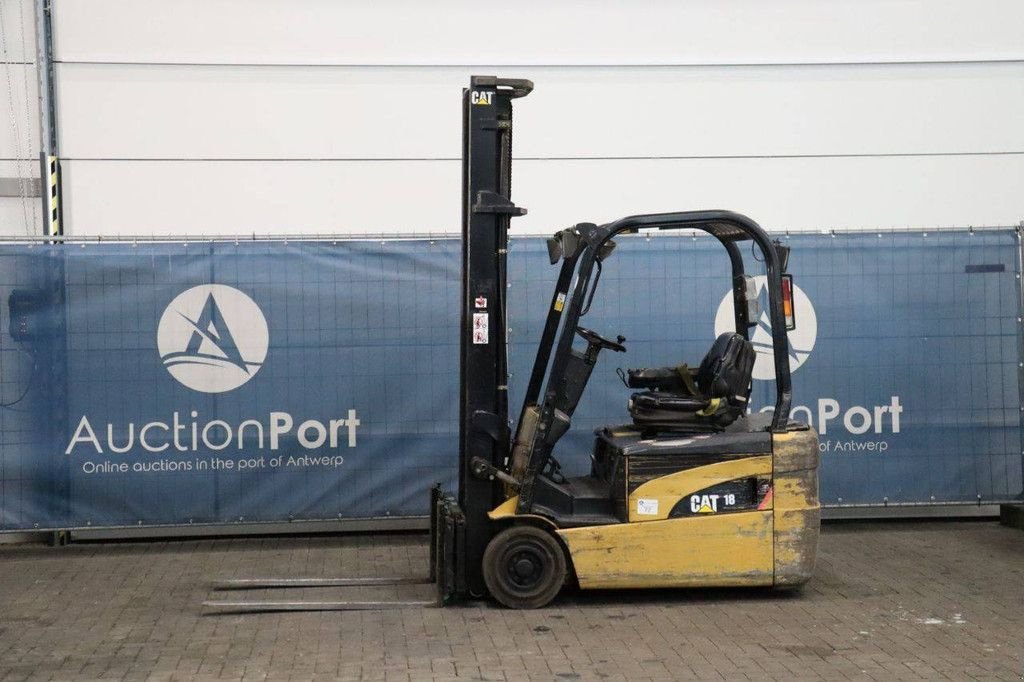 Frontstapler типа Caterpillar EP18NT-48E, Gebrauchtmaschine в Antwerpen (Фотография 1)