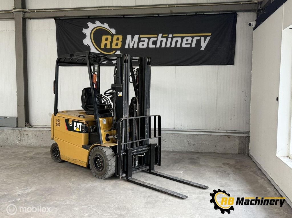 Frontstapler of the type Caterpillar EP25K PAC, Gebrauchtmaschine in Heerenveen (Picture 2)