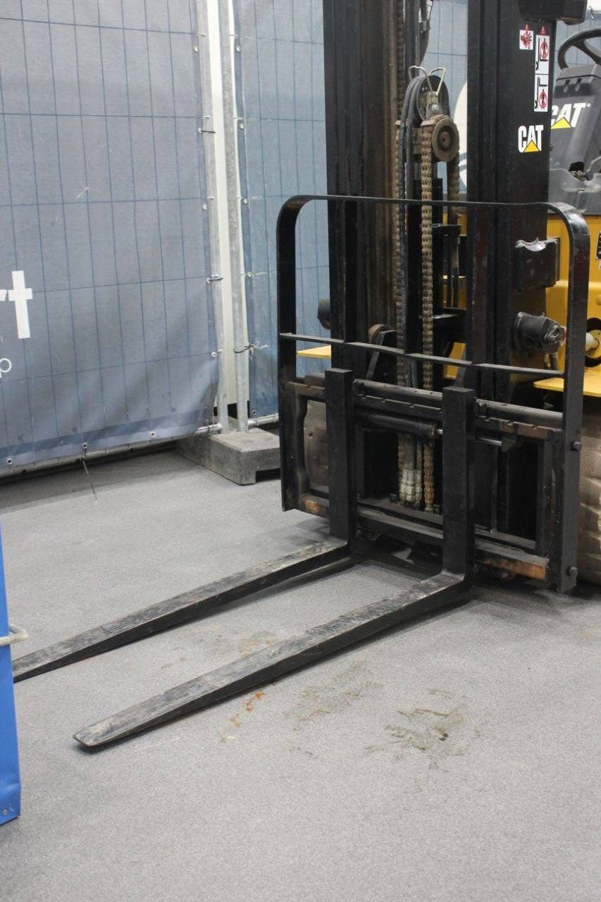Frontstapler of the type Caterpillar EP25K, Gebrauchtmaschine in Antwerpen (Picture 10)