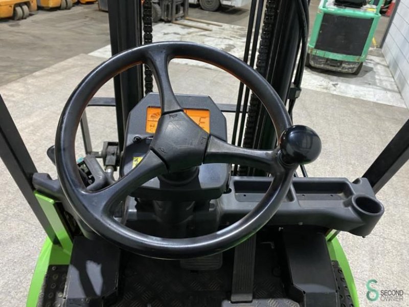 Frontstapler of the type Caterpillar EP30K PAC, Gebrauchtmaschine in Wijchen (Picture 2)