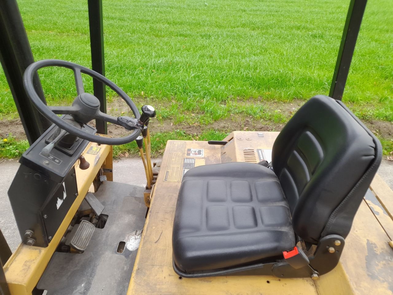 Frontstapler of the type Caterpillar F25, Gebrauchtmaschine in Veenendaal (Picture 10)