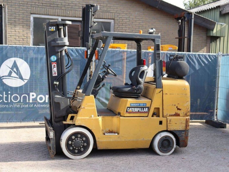 Frontstapler typu Caterpillar GC45K, Gebrauchtmaschine v Antwerpen