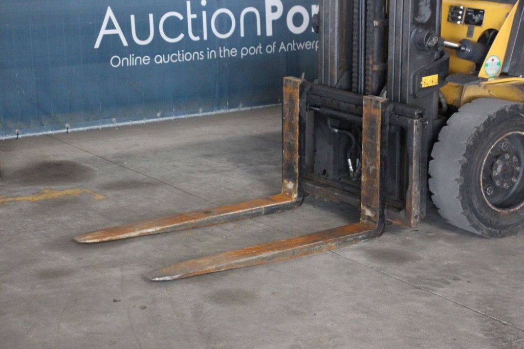 Frontstapler typu Caterpillar GP30NT, Gebrauchtmaschine v Antwerpen (Obrázok 10)