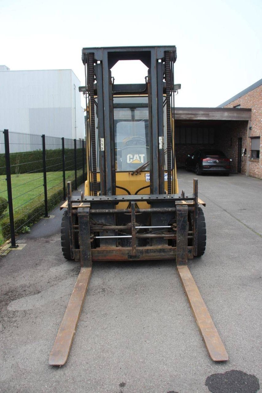 Frontstapler typu Caterpillar V155C, Gebrauchtmaschine w Antwerpen (Zdjęcie 8)