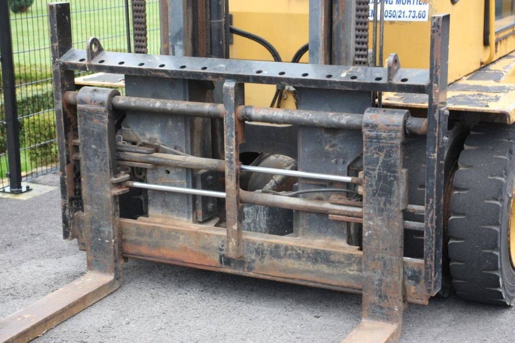 Frontstapler typu Caterpillar V155C, Gebrauchtmaschine w Antwerpen (Zdjęcie 11)