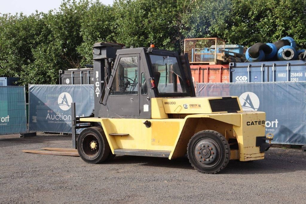 Frontstapler του τύπου Caterpillar V200B, Gebrauchtmaschine σε Antwerpen (Φωτογραφία 3)