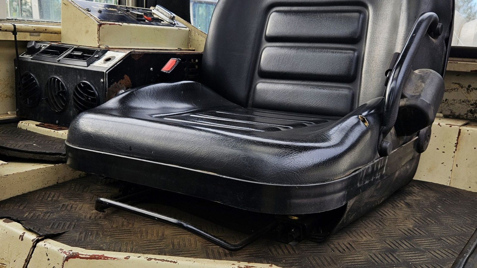 Frontstapler of the type Caterpillar VC60D / lukket kabine / 3 tons kapacitet / gas, Gebrauchtmaschine in Arden (Picture 16)