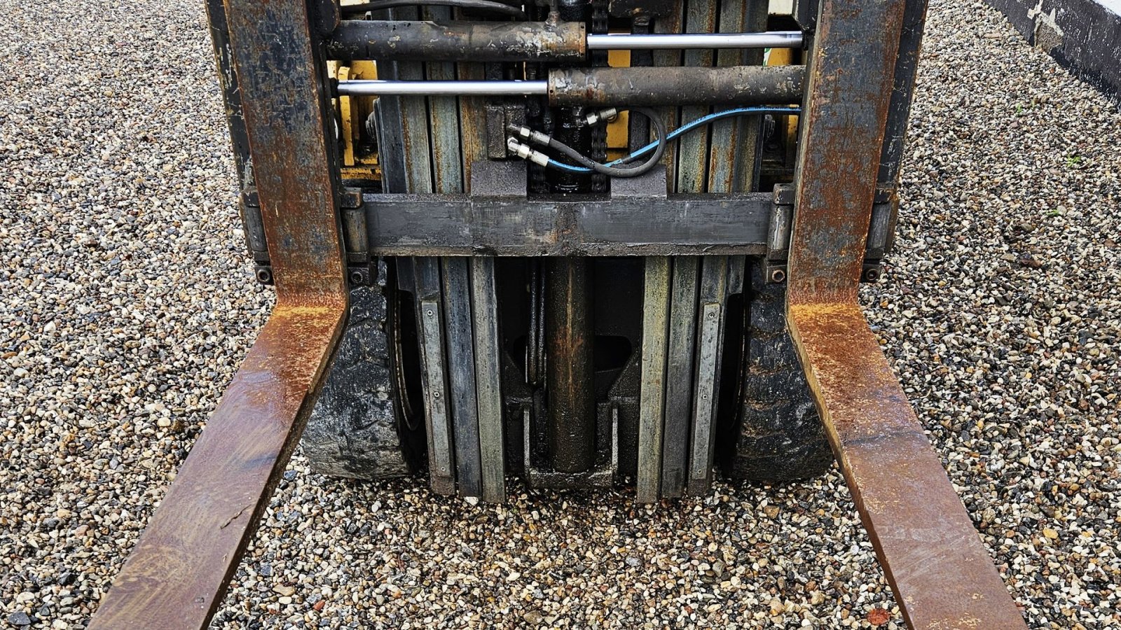 Frontstapler of the type Caterpillar VC60D / lukket kabine / 3 tons kapacitet / gas, Gebrauchtmaschine in Arden (Picture 9)