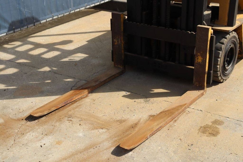 Frontstapler του τύπου Caterpillar VMAX F30, Gebrauchtmaschine σε Antwerpen (Φωτογραφία 11)