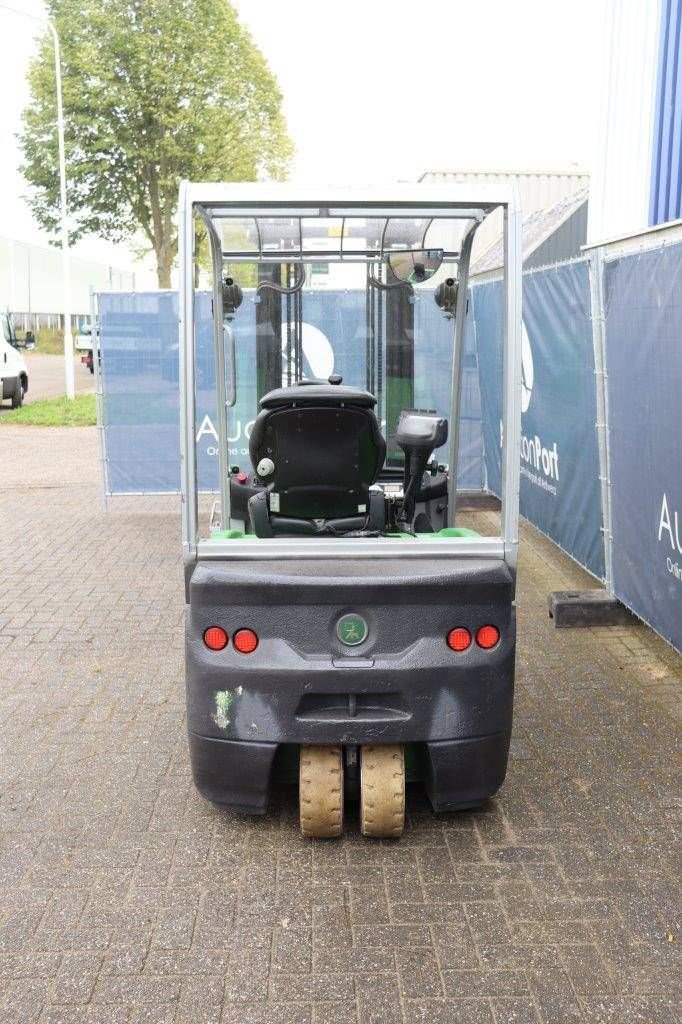 Frontstapler tip Cesab B318, Gebrauchtmaschine in Antwerpen (Poză 5)