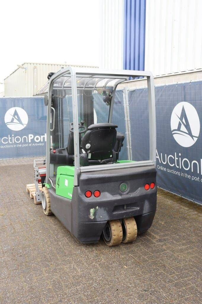 Frontstapler от тип Cesab B318, Gebrauchtmaschine в Antwerpen (Снимка 4)