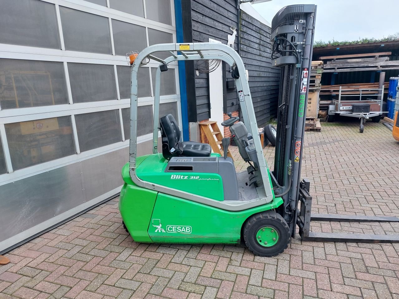 Frontstapler of the type Cesab Blitz 312 triplex sideshift, Gebrauchtmaschine in Harskamp (Picture 2)