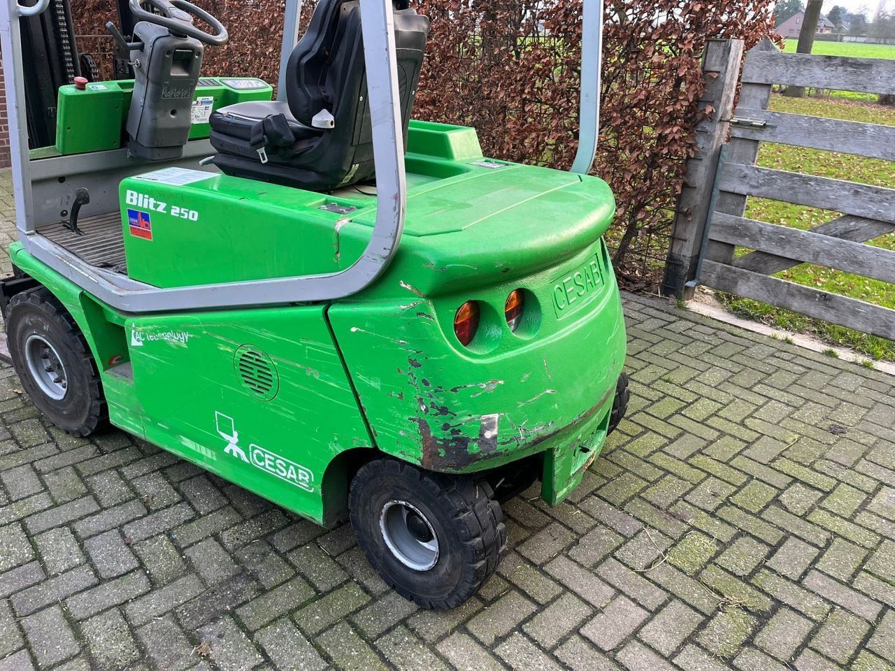 Frontstapler typu Cesab C4E250V, Gebrauchtmaschine v Buggenum (Obrázek 4)