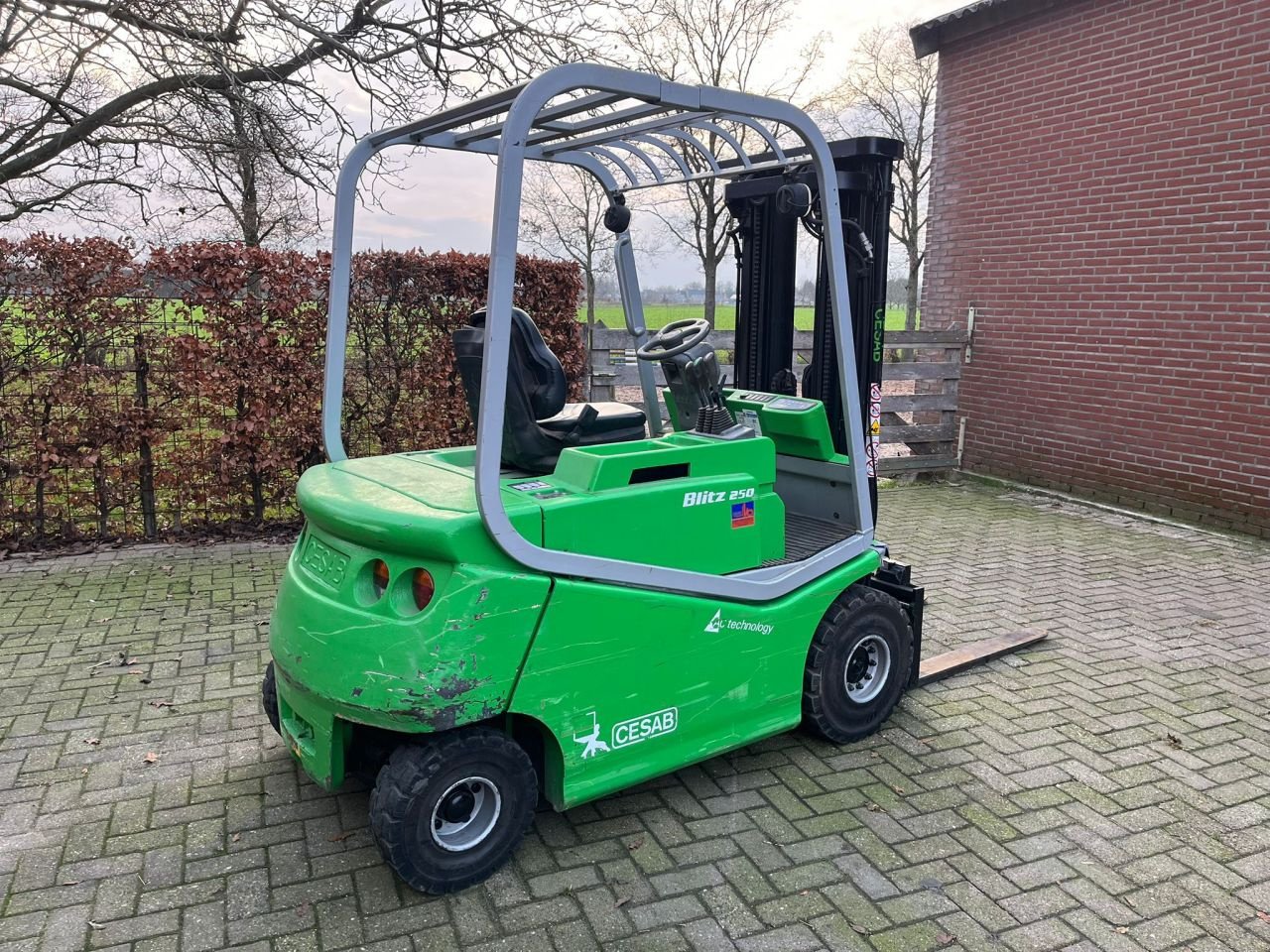 Frontstapler typu Cesab C4E250V, Gebrauchtmaschine v Buggenum (Obrázek 8)