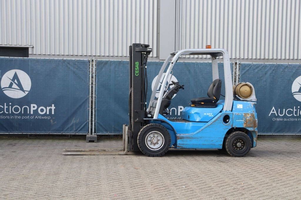 Frontstapler typu Cesab M325, Gebrauchtmaschine w Antwerpen (Zdjęcie 1)