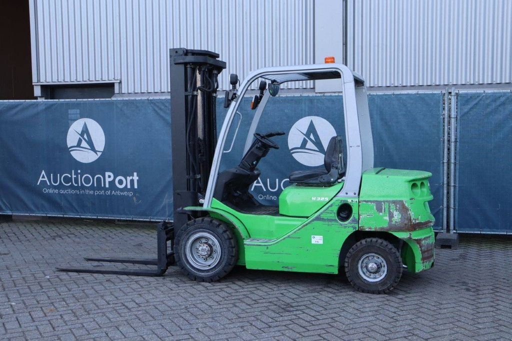 Frontstapler van het type Cesab M325D, Gebrauchtmaschine in Antwerpen (Foto 3)