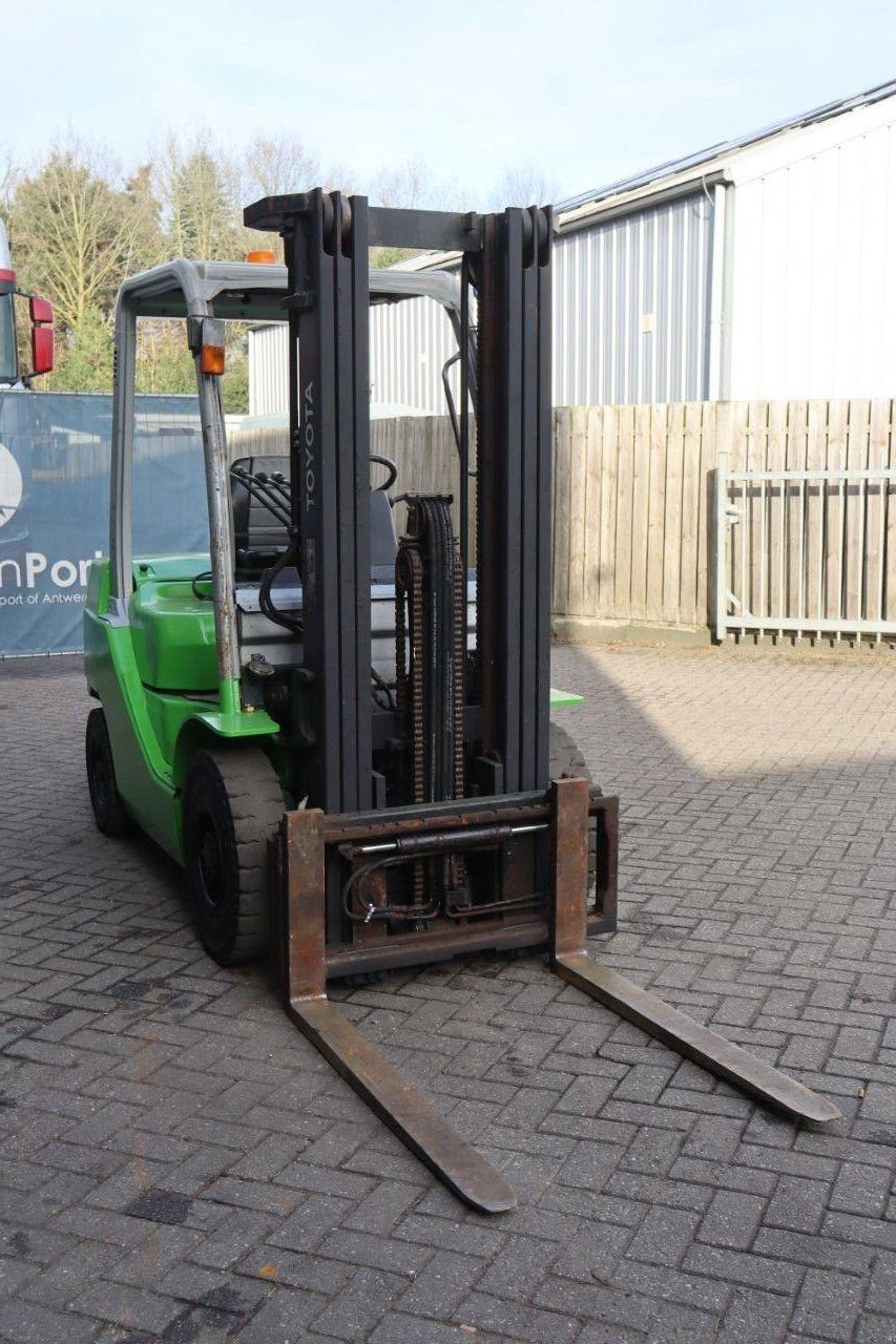 Frontstapler типа Cesab M325D, Gebrauchtmaschine в Antwerpen (Фотография 8)