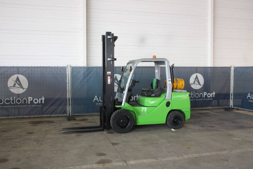 Frontstapler типа Cesab M335G, Gebrauchtmaschine в Antwerpen (Фотография 1)