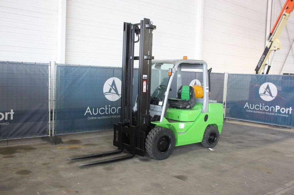 Frontstapler типа Cesab M335G, Gebrauchtmaschine в Antwerpen (Фотография 9)