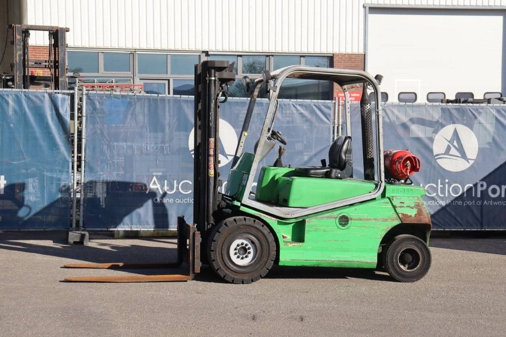 Frontstapler del tipo Cesab R8-137, Gebrauchtmaschine In Antwerpen (Immagine 1)