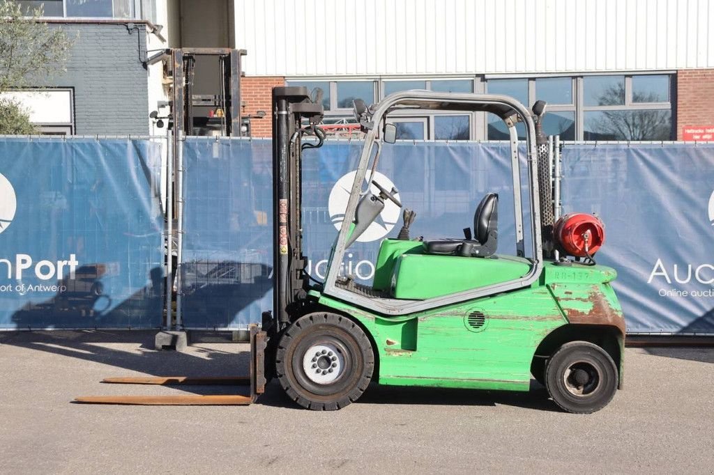 Frontstapler del tipo Cesab R8-137, Gebrauchtmaschine In Antwerpen (Immagine 2)