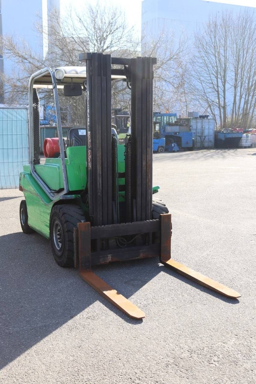 Frontstapler del tipo Cesab R8-137, Gebrauchtmaschine In Antwerpen (Immagine 8)