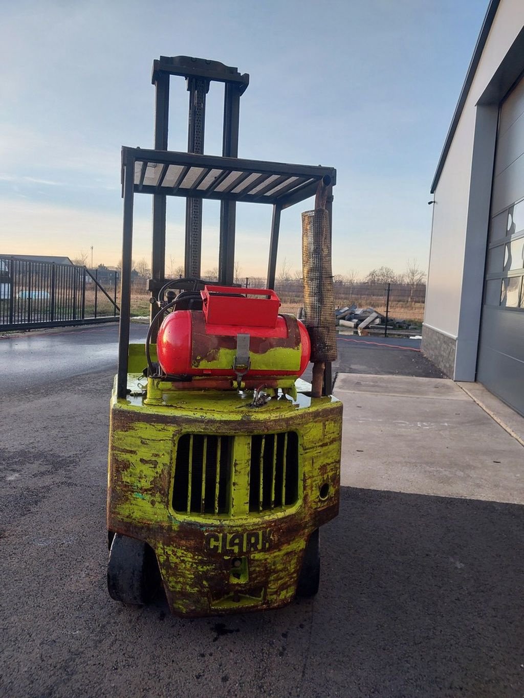 Frontstapler tipa Clark 1.5T, Gebrauchtmaschine u Swifterbant (Slika 10)