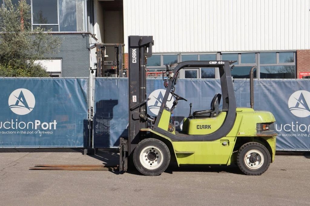 Frontstapler Türe ait Clark CMP 40D, Gebrauchtmaschine içinde Antwerpen (resim 2)