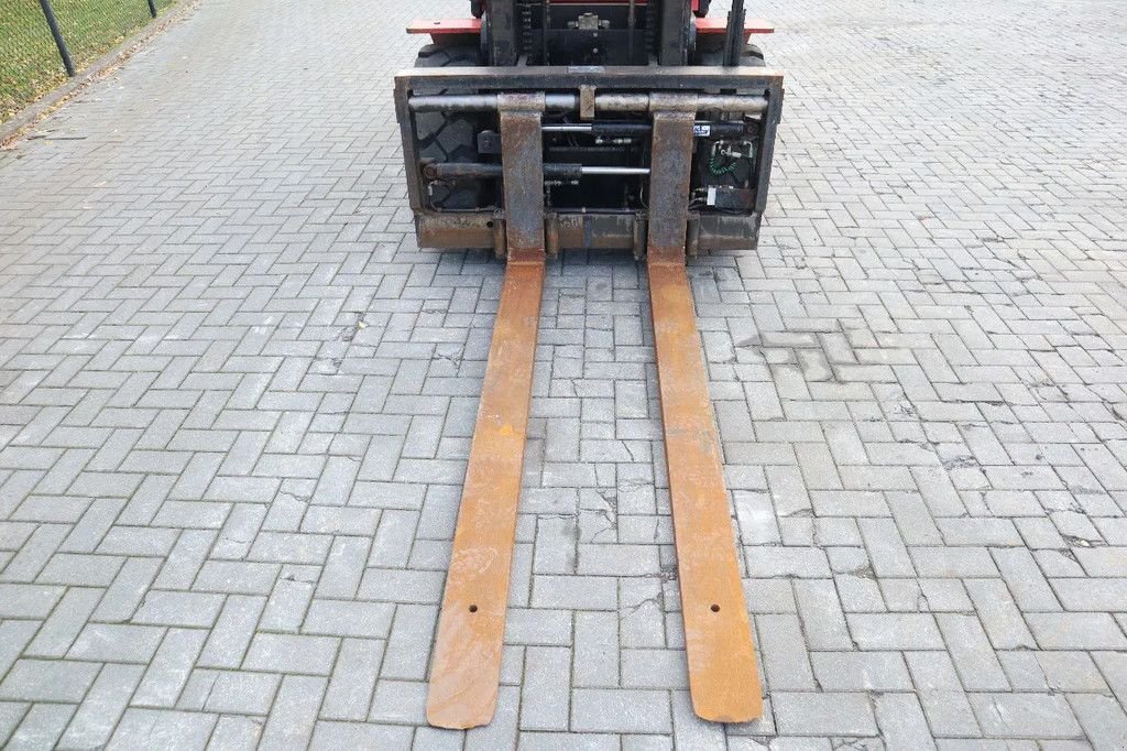 Frontstapler del tipo Clark CPD50S 5 TON DUPLEX HYDR. FORKS, Gebrauchtmaschine In Marknesse (Immagine 11)