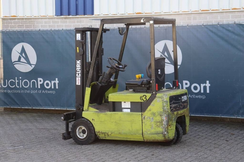 Frontstapler of the type Clark CTM 16 S, Gebrauchtmaschine in Antwerpen (Picture 3)